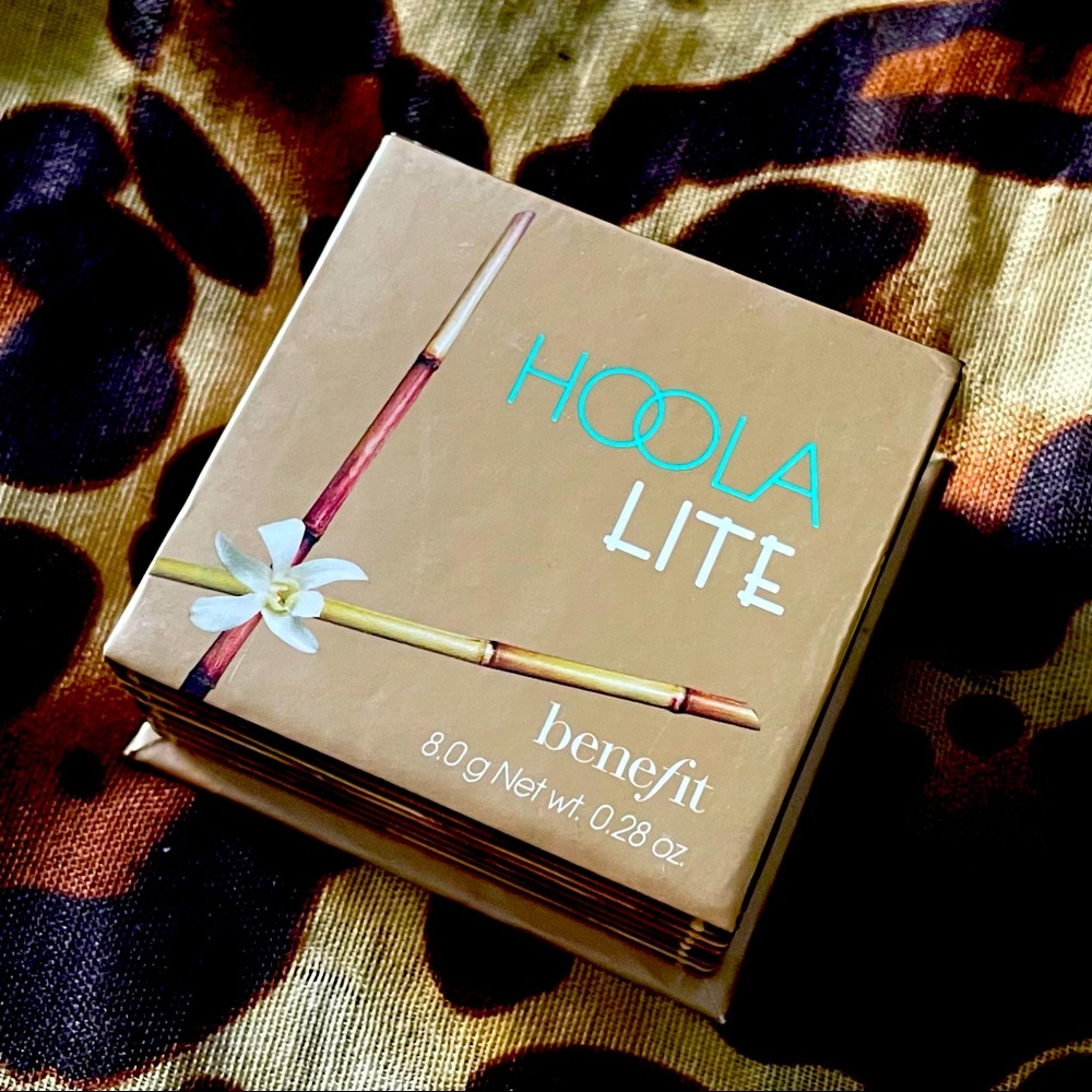 Benefit Hoola Lite Full Size Brand New